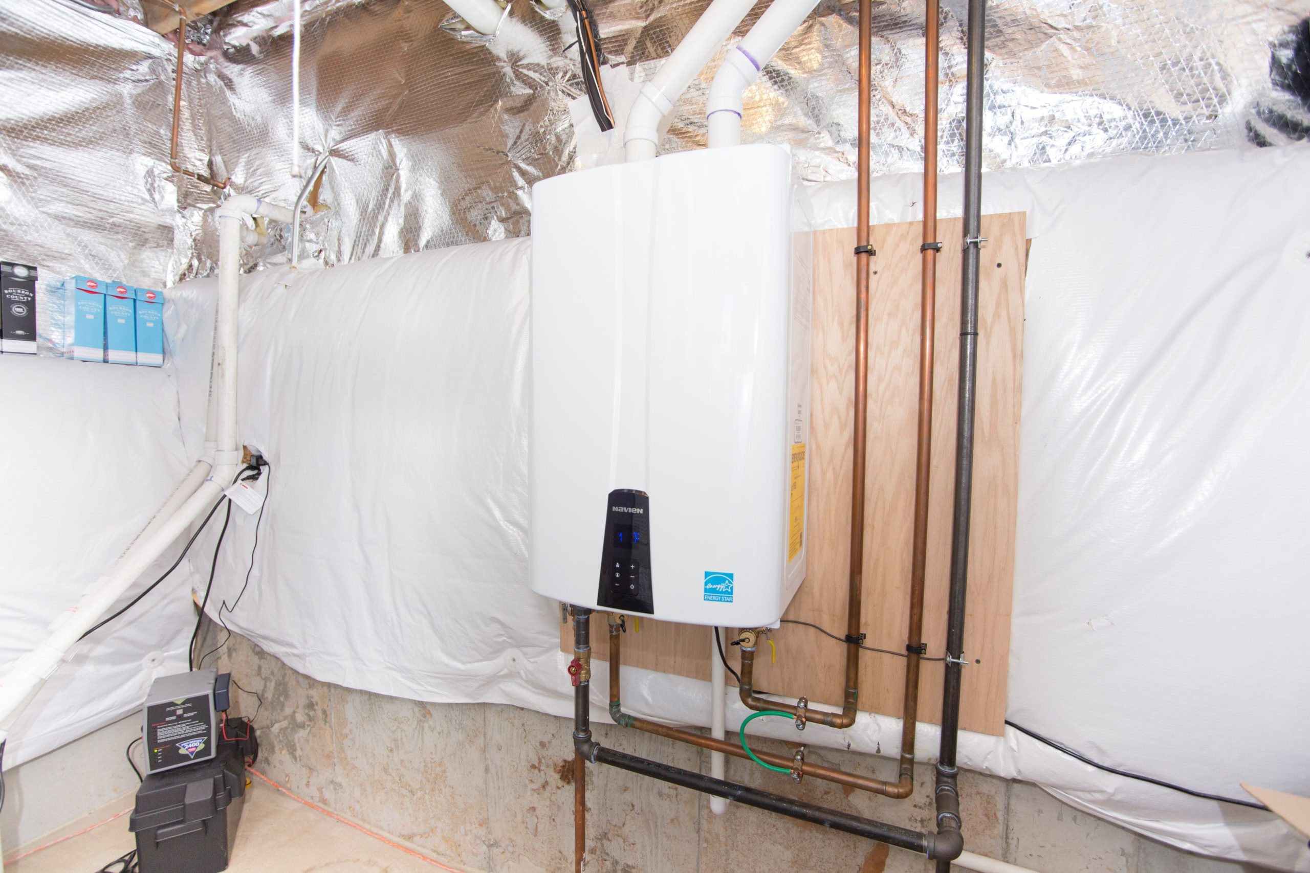 Tankless water heater system
